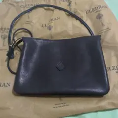 【極美品】CLEDRAN ブラックレザーショルダーバッグ CINQ ROUND SHOULDER - CLEDRAN ONLINE STORE