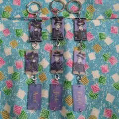 ツイステッドワンダーランドAzul Jade Floyd アクリルキーホルダー