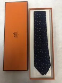 極美品 エルメス てんとう虫 ネクタイ HERMES