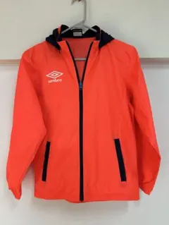 umbro フード付きジャケット オレンジ　150センチ