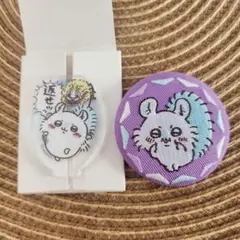 ちいかわ 刺繍缶バッジ　ミニアクリルスタンド モモンガ