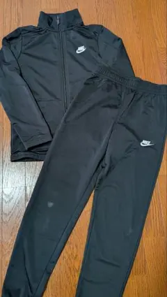Nike ジャージ セットアップ