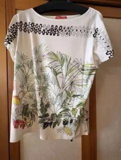 LIMITED EDITION ボタニカル柄 半袖Tシャツのサムネイル