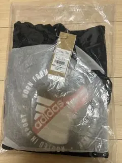 adidas アディダス ブラック パーカー