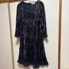 ブラック フラワーパターン ベルベット ワンピースMサイズ
