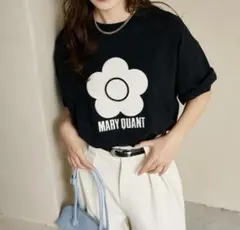 MARY QUANT × PUBLUX デイジーアートTシャツのサムネイル