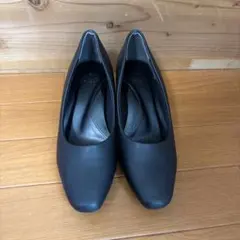 ABCマート　ブラック パンプス ヒール　美品のサムネイル