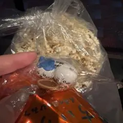 映画　ちいかわ　入場者特典第6弾　チャームミニフィギュア　ハチワレ　ちいかわ