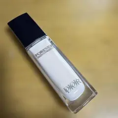 Dior リキッドコンシーラー 00.5N