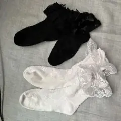 白黒2足セットフリル付き キッズ靴下中古