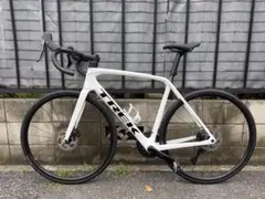 【極美品】2024年式 TREK Emonda SL 5 シマノ105（12速）のサムネイル