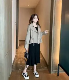 【美品】【送料無料】韓国　トップス　コート　レディース　秋服　冬服　カーキ色