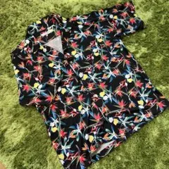 CIAOPANIC ボタニカル柄 半袖シャツ Mサイズのサムネイル