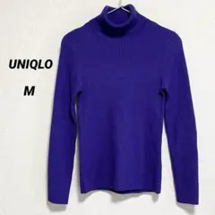 ユニクロ タートルネック 紫