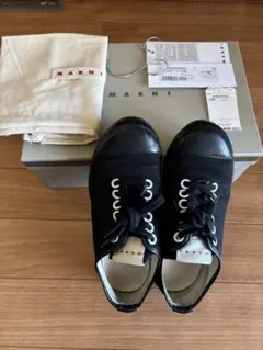 MARNI ・キャンバス エナメルチップ ローカット・ブラック37のサムネイル