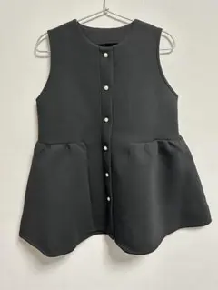 ペプラムベスト 黒 フリーサイズ