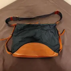 フェリージ 9848 ショルダーバッグ ネイビー 美品