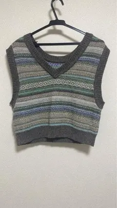 ニットベスト Niko and…