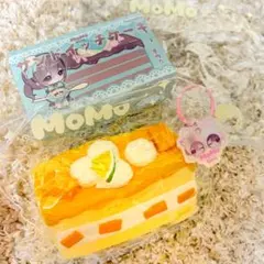 MoMo Skyeサンドイッチケーキ マンゴーケーキ スクイーズのサムネイル