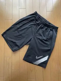 NIKE ナイキ Dri-Fit ハーフパンツ Mサイズのサムネイル