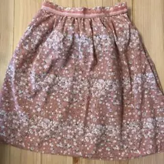 フェルウ　feroux スカート　花柄のサムネイル