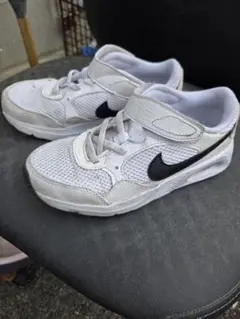 Nike Air スニーカー ホワイト/ブラック　20cm
