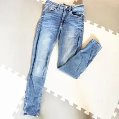 【GAP デニム スキニーパンツ 0/25】伸縮あり/サイズS相等　即購入大歓迎のサムネイル
