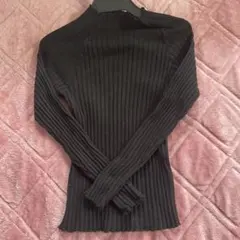 ☆値下げ☆大人気の韓国服☆黒のリブニット