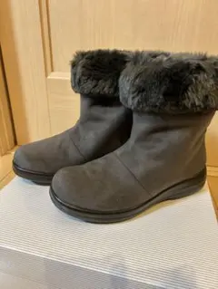ASAHI GORE-TEX ファー付きブーツ グレー　23.5cmのサムネイル