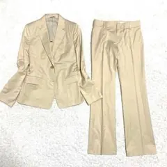 極美品 アンタイトル パンツスーツ セットアップ ベージュ
