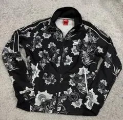 NIKE トラックジャケット 花柄 ブラック フローラル　総柄　ボタニカルのサムネイル