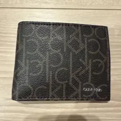 [早い者勝ち]Calvin Klein 二つ折り財布 黒
