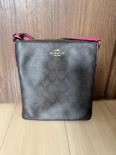 値下げ可　COACH ショルダーバッグ ダークブラウン/ピンク