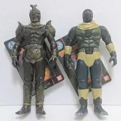 新品・未使用 バンダイ 仮面ライダークウガ 怪人シリーズ フィギュア 2体セット