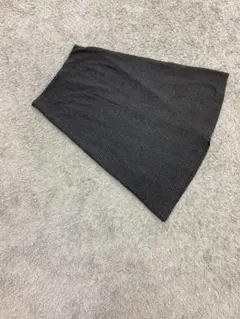 UNIQLO　ユニクロ✨ミディ丈スカート✨　Aライン　チェック柄　グレー系(M)