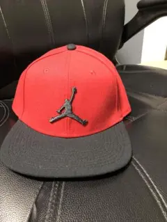 最終お値下げ中！ジョーダン　キャップ　赤　黒　美品