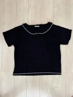 【良品】【未着用】黒の丸首半袖Tシャツのサムネイル