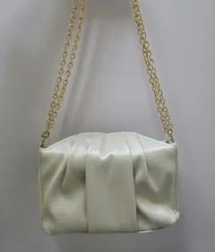 アイボリー プリーツデザイン ハンドバッグ