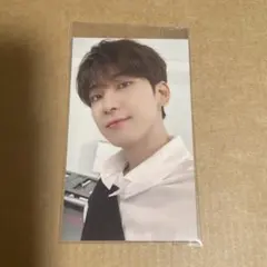 SEVENTEEN ウォヌ 17 is right here ユニバ トレカ