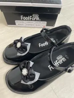 FootForm フォーマルシューズ 17.5 18cm ブラック　入学式