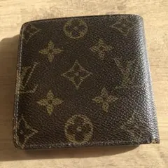 k*9様 Louis Vuitton 二つ折り財布 モノグラム