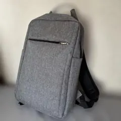 バックパック　グレー