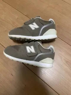 New Balance ブラウン スニーカー