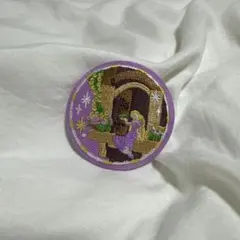 ディズニー　刺繍缶バッジ　ラプンツェル　プリンセス　キャラクターグッズ　未使用