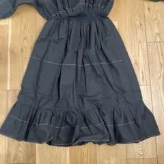 ヴィンテージ 黒いフリル裾ロングワンピースのサムネイル