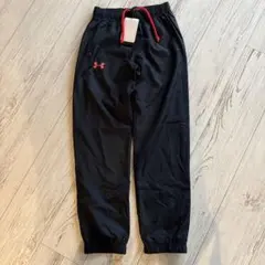 アンダーアーマー　ナイロン裏起毛パンツ　長ズボン　新品未使用品