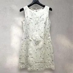 Laura Ashley ノースリーブコットン花柄刺繍ワンピース