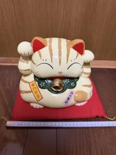 招き猫　猫　ねこちゃん　福　陶器　弁当　重箱　土瓶　箸置き　薬師堂 招き猫 猫 ねこちゃん 福 陶器 弁当 重箱 土瓶 箸置き 薬師堂 - メルカリ