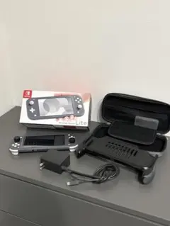 ニンテンドーswitchライト　グレー