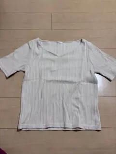 ベージュ ストライプ 半袖 Vネック Tシャツ